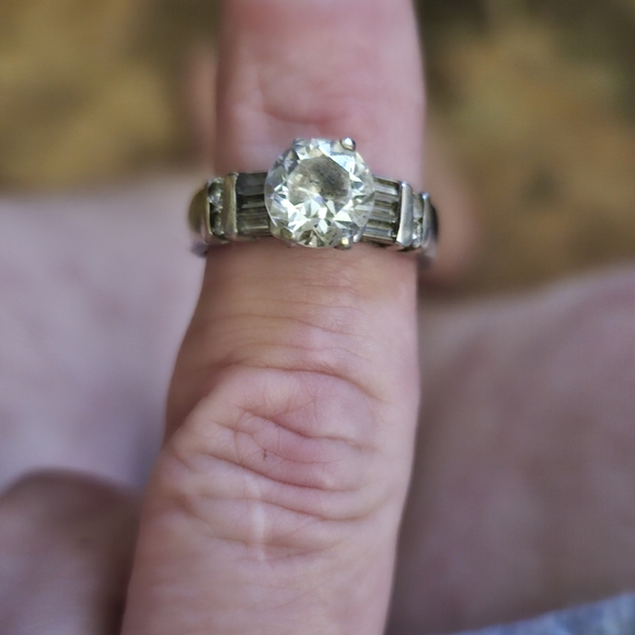 Meet your Posher, Tracy - Picture 6 of 6